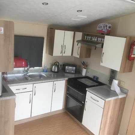 Take Me To The Beach At J&S Caravan Holidays Newquay Bay Resort Saint Columb Minor 外观 照片